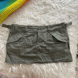 Cargo green mini skirt